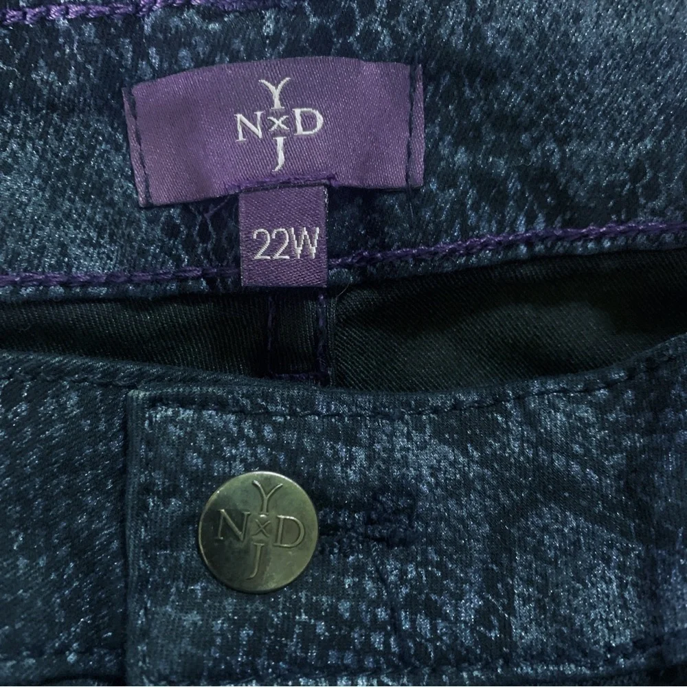 NEW NYDJ Snakeskin Jeans 22 Reptile Skinny Indigo Lift Tuck Snakeskin Indigo